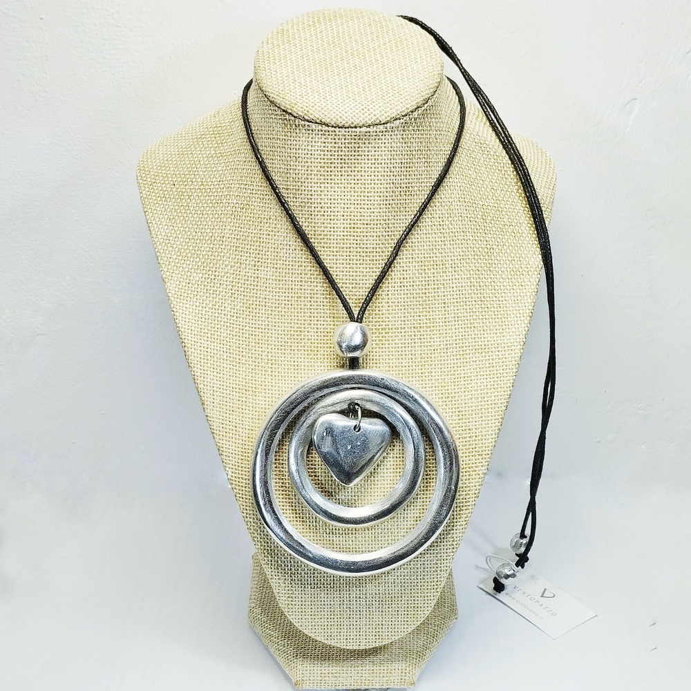 AL04255 Collar 2 aros y corazón Bisutería de aluminio Temasarte Vestopazzo Canarias T-mas arte y regalos 