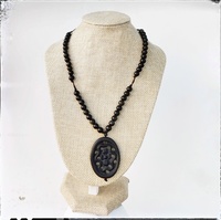 Adjustable necklace "Obsidian Flower" - T-mas Bijou.